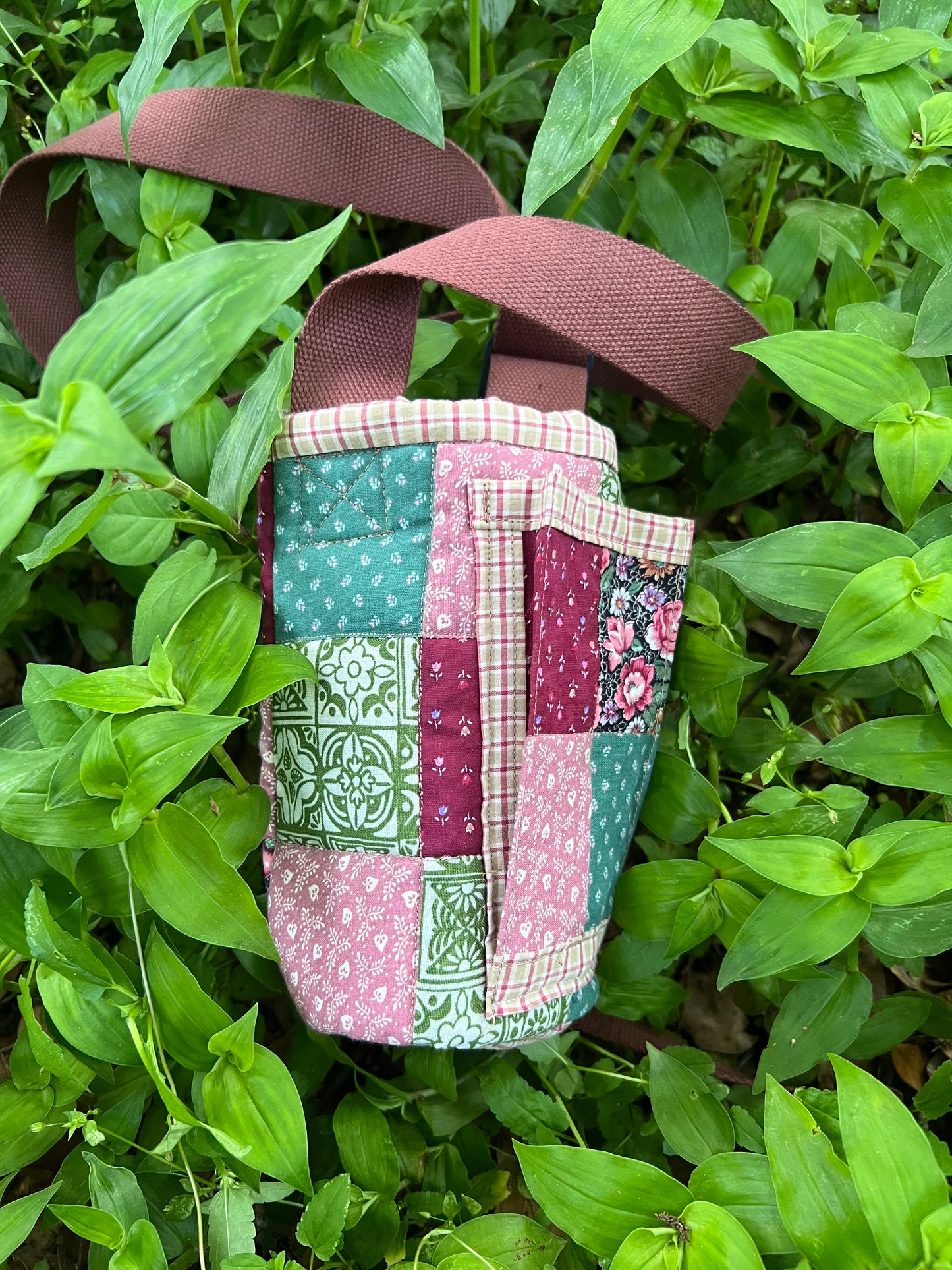 Water Bottle Sling: SUMMER PATCHWORK