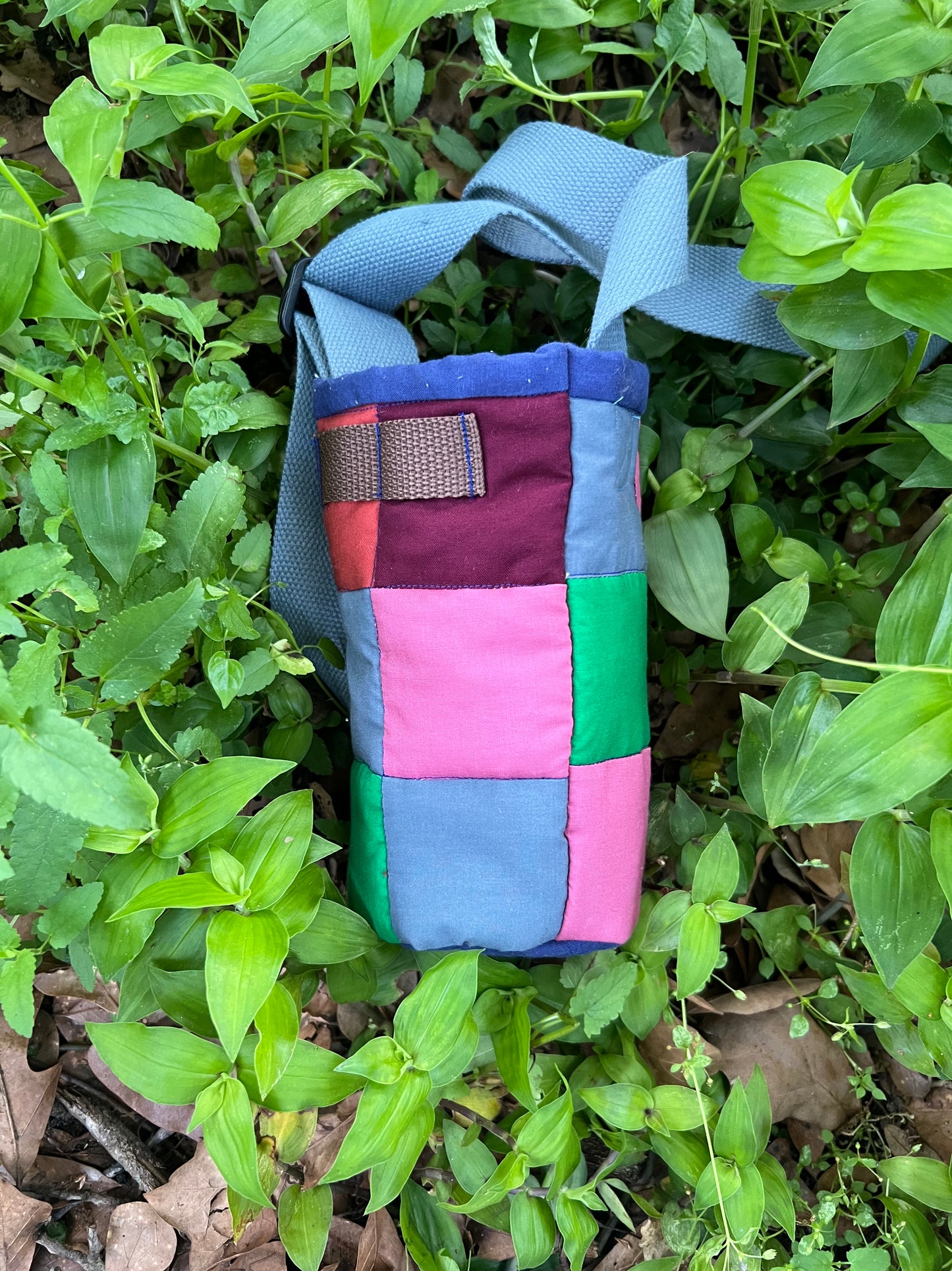 Water Bottle Sling: COLOR BLOCK