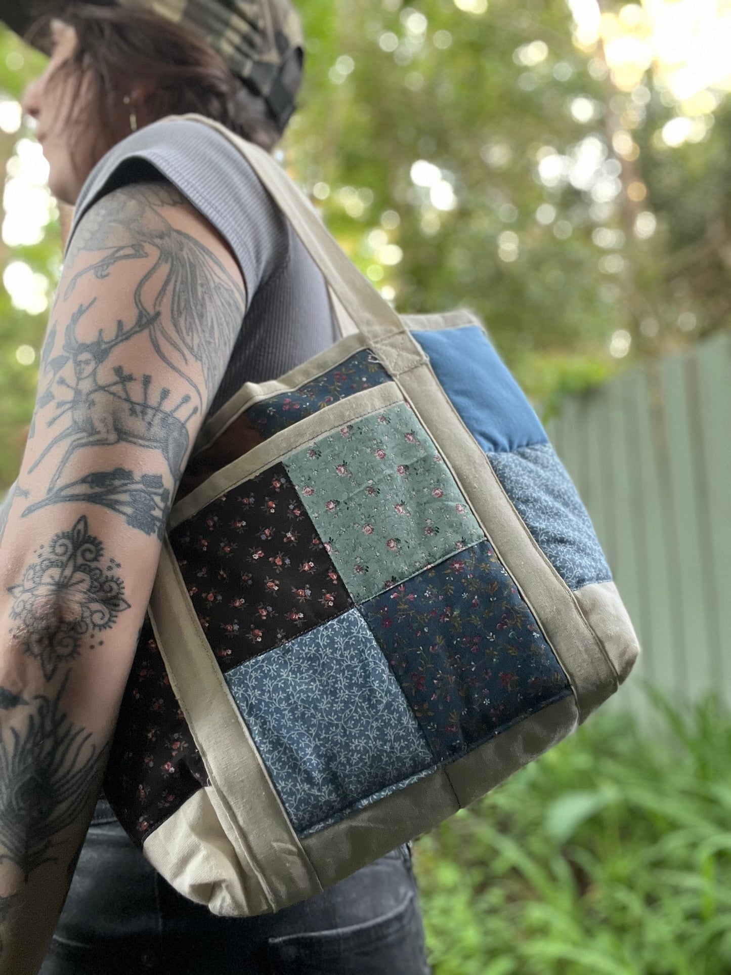 Mini Puffy Tote: BLUEBERRY