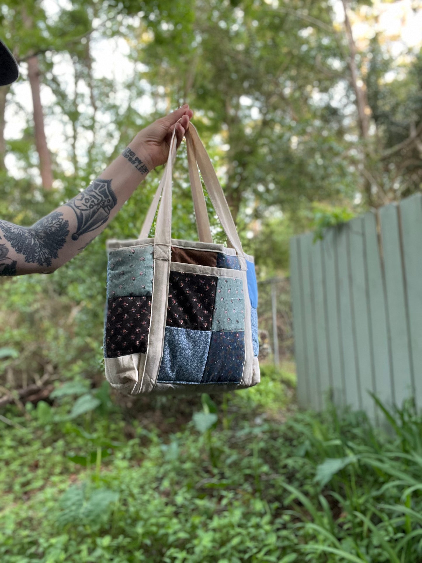Mini Puffy Tote: BLUEBERRY