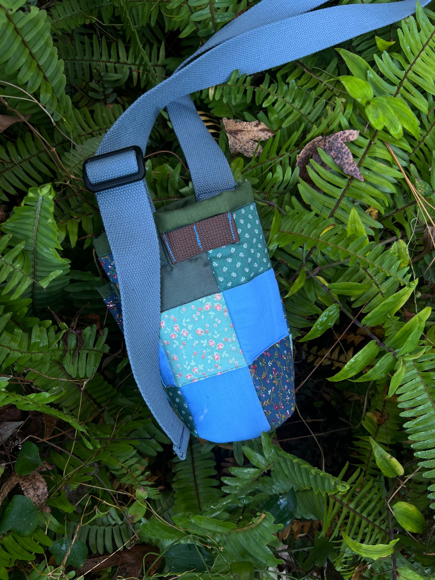 Water Bottle Sling: MOSSY CREEK